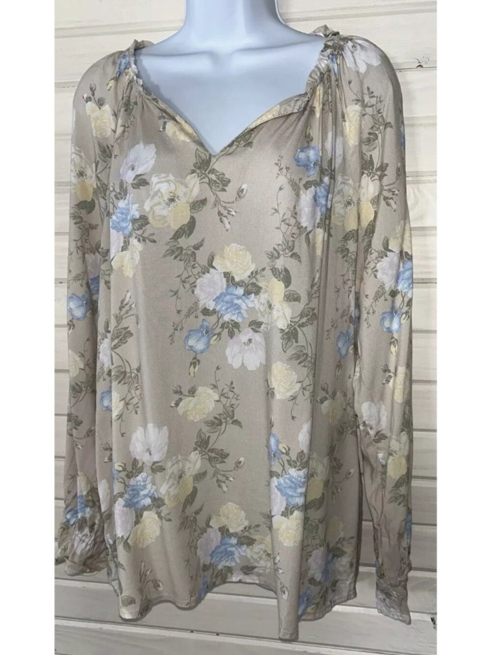 C&C CALIFORNIA Sz XL Split Neck L/S Taupe Blue Floral Shirred Blouse Top EUC